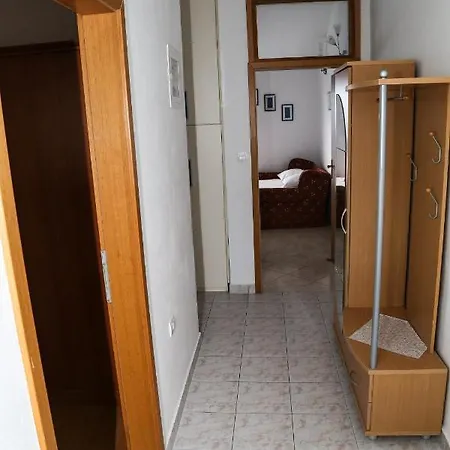 Apartments By The Sea Milna, Hvar - 12244 Apartment